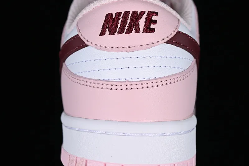 All Categories Nk SB Dunk Series Nk SB Dunk Low Low-top Sneakers Nk Dunk SB Low Sakura Pink Valentine's Day SB Low-top Casual Sneakers CW1590-601